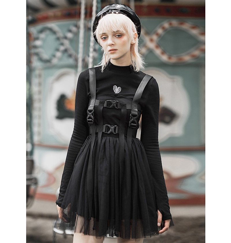 Cyberpunk two-piece strap dress - ชุดเดรส - วัสดุอื่นๆ สีดำ