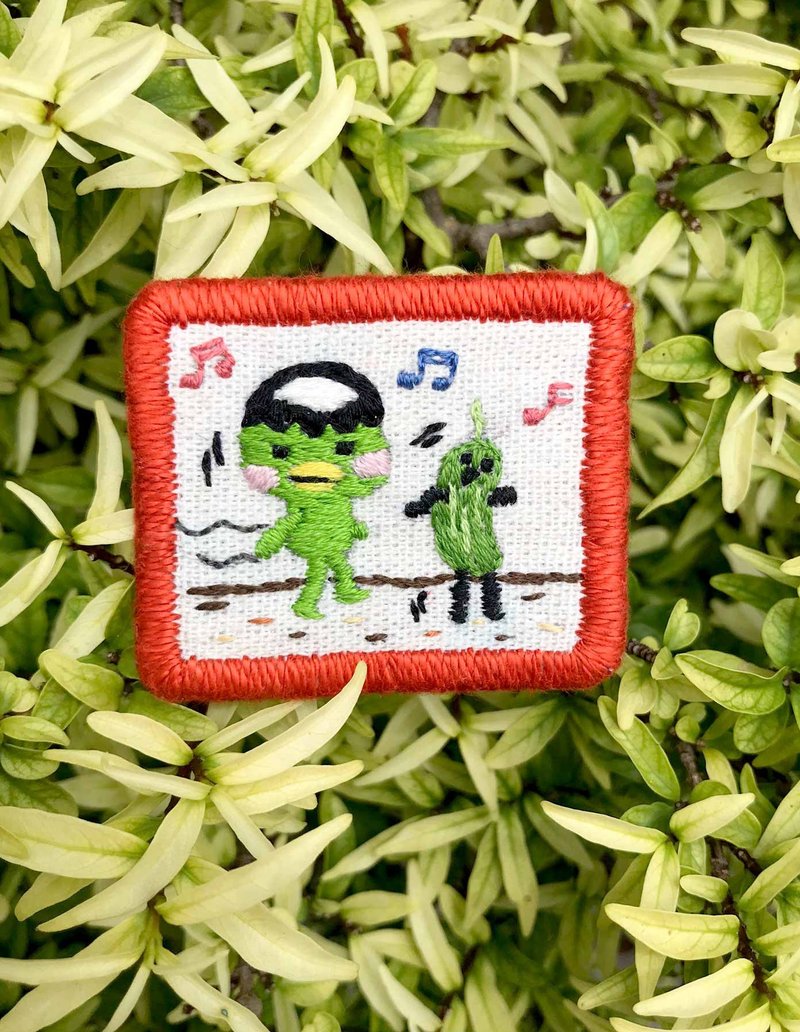 เข็มกลัด - Kappa Dance - เข็มกลัด - ผ้าฝ้าย/ผ้าลินิน หลากหลายสี