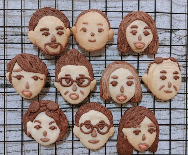 大好き オーダーメイドギフト】Q版似顔絵クッキー|| お誕生日会/企業 その他
