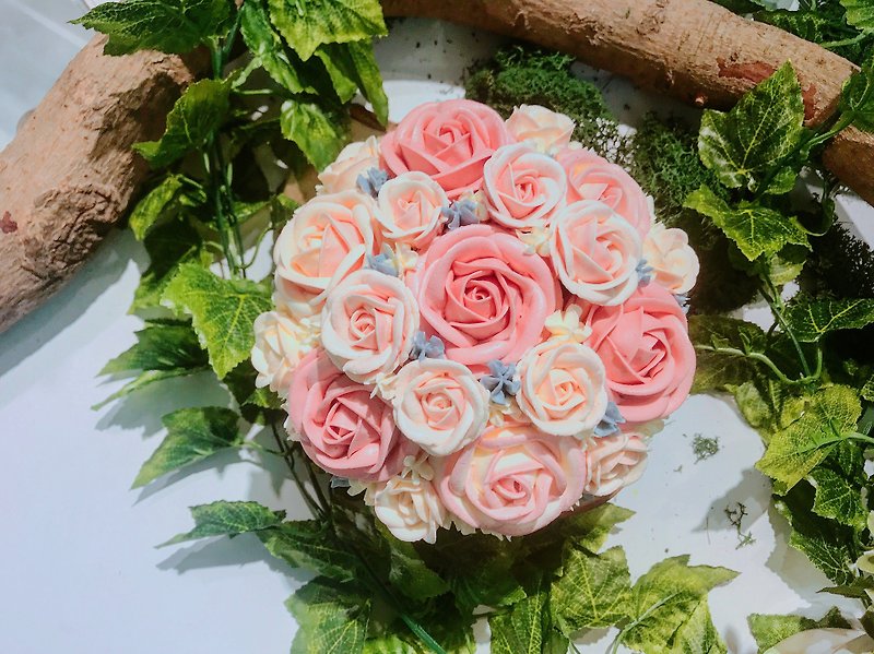 [Christmas gift] Felicitas 6-inch Flower Years/Rose Cake/Bouquet Cake/5-7 days - เค้กและของหวาน - อาหารสด หลากหลายสี