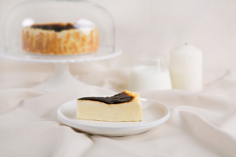 Symphony Basque Cheesecake - Cake & Desserts - Fresh Ingredients 