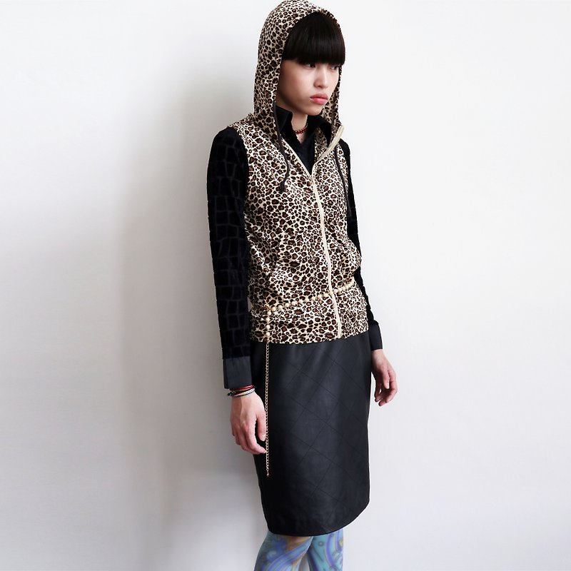 Pumpkin Vintage. Vintage Leopard Drawstring Hooded Vest - เสื้อกั๊กผู้หญิง - วัสดุอื่นๆ 
