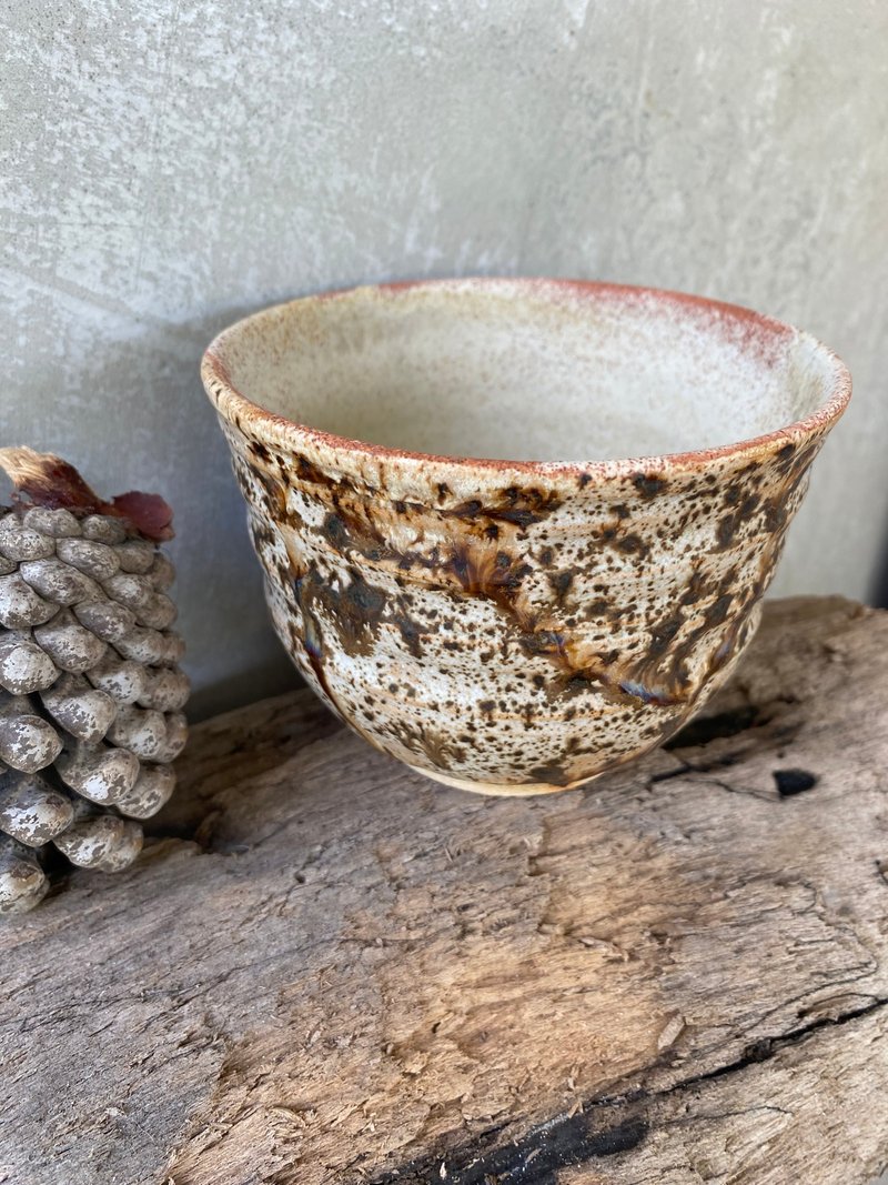 400 ML Tea Cup / Chawan with Ridge Surface/ Handcrafted tea cup/Earthtone - Pottery & Ceramics - Pottery 