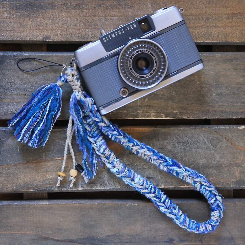本数限定/手紡ぎニットの麻紐ヘンプハンドストラップ-ブルー - 相機背帶 - 棉．麻 藍色