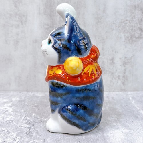 招き猫 陶器製 九谷焼　猫置物　青磁 九谷焼招き猫 | 九谷焼青九谷4号 - ショップ ourlittlezoneluckycat