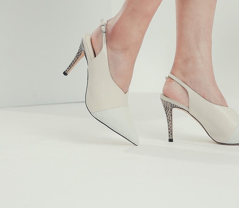 Retro minimalist leather mosaic high-heeled shoes white leather - รองเท้าส้นสูง - หนังแท้ ขาว
