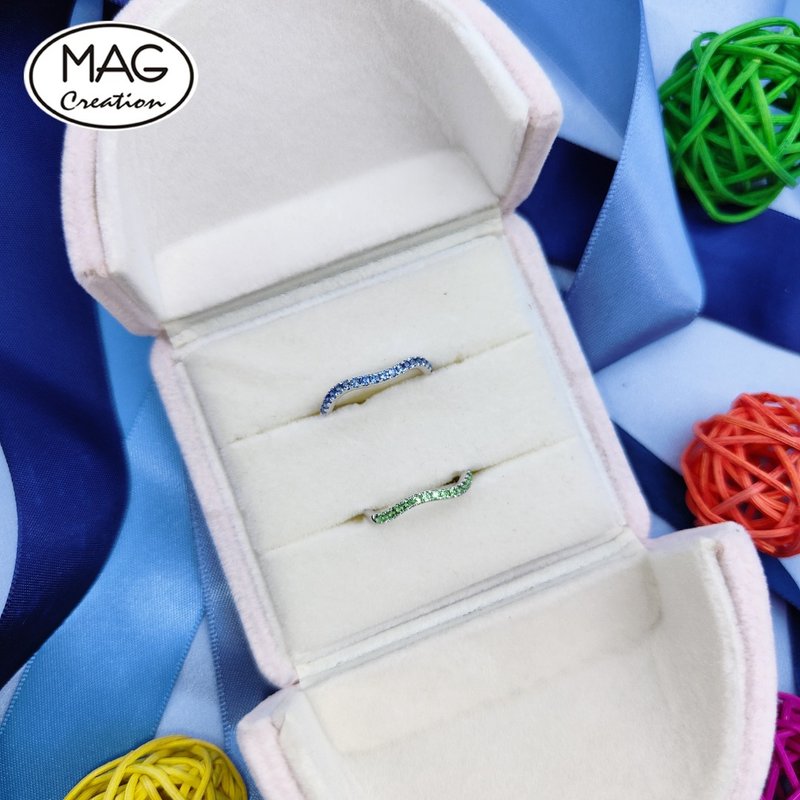 20th Anniversary Combination-Single Row 18K white gold natural color sapphire (blue and green) ring - แหวนทั่วไป - เครื่องประดับ 