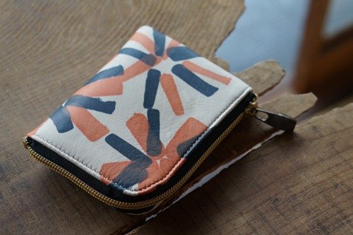 Silky Touch Hand Paint-Flower Smooth Fastener MINI Wallet - Shop  pochette-project Wallets - Pinkoi