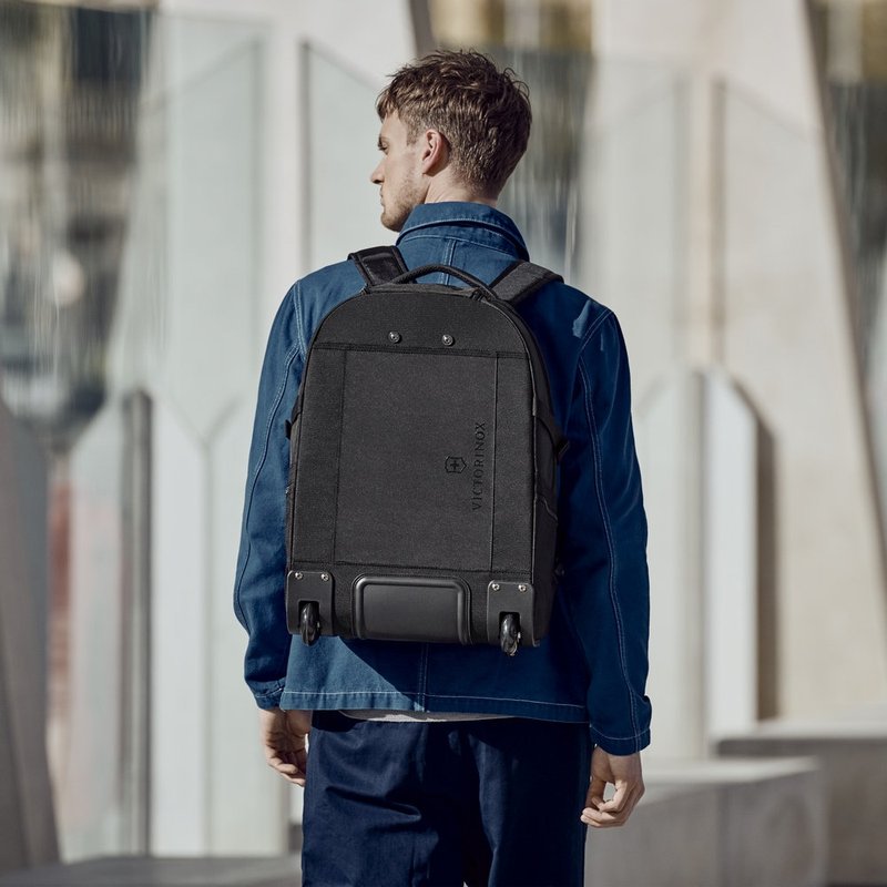 VICTORINOX瑞士維氏 VX SPORT EVO 滾輪後背包 38*54*26cm 611425 - 後背包/背包/書包 - 聚酯纖維 黑色