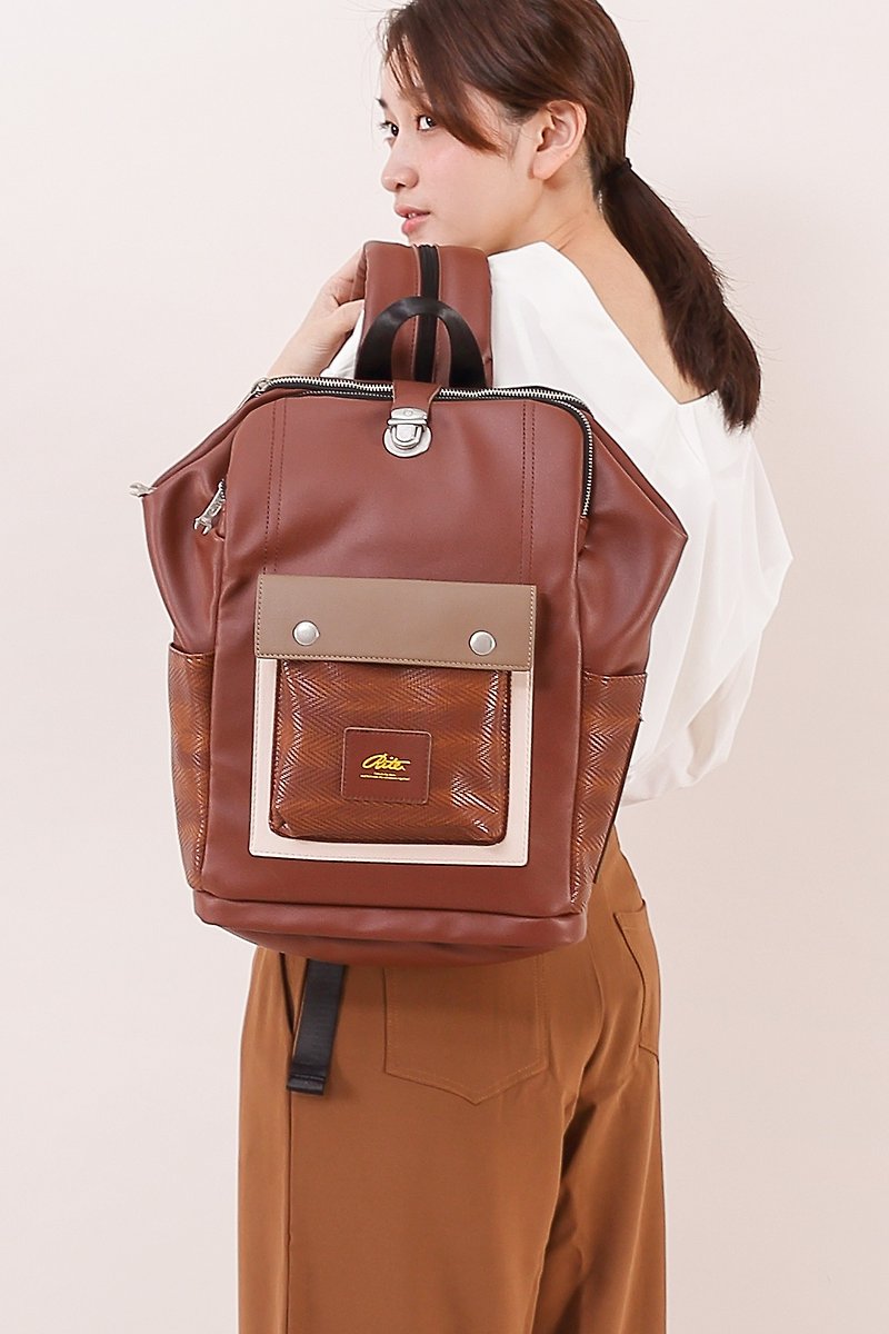 [surprise price 1499] 2018 twin series - lion mouth bag - special models / seamless removal - Backpacks - Waterproof Material Brown