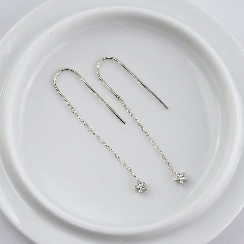 Tiny Star Earrings with CZ Diamond ,Sterling Silver