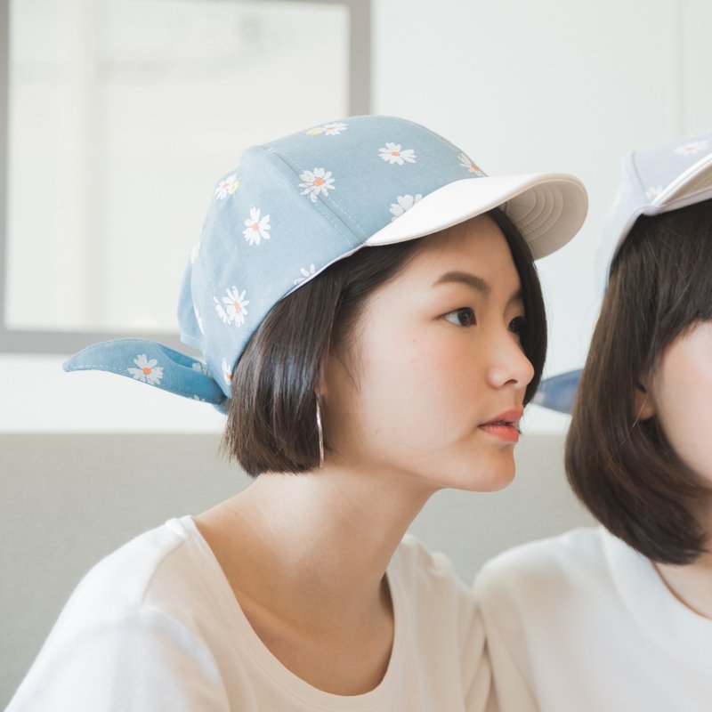 ||短帽沿鴨舌帽 || 天藍碎花 - 帽子 - 棉．麻 藍色