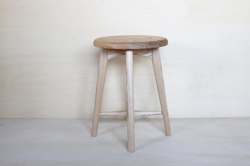 スツールA・ブラックアッシュ材 - 其他家具 - 木頭 