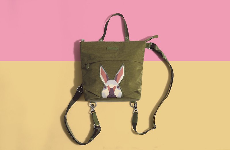 Khieng Atelier Diamond Rabbit Sketch Backpack - Olive Green - กระเป๋าเป้สะพายหลัง - วัสดุอื่นๆ สีเขียว