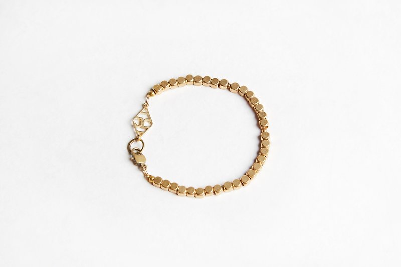 JUelry logo square bead bracelet