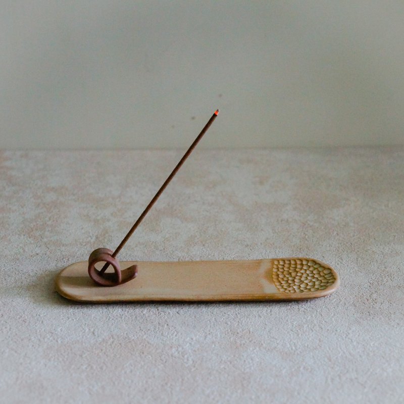 [matte beige] long incense plate / incense holder - Fragrances - Pottery White