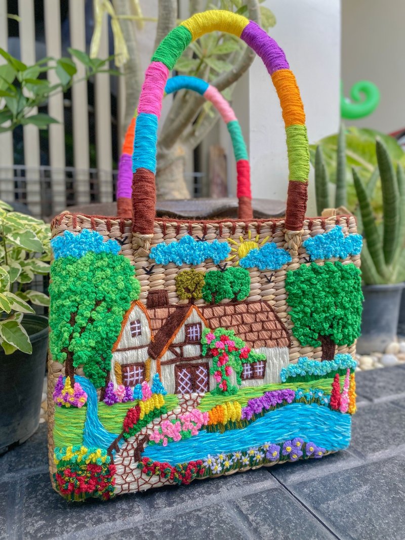 Water hyacinth bag embroidered with a garden pattern, beautiful vintage flower lover - Handbags & Totes - Thread 