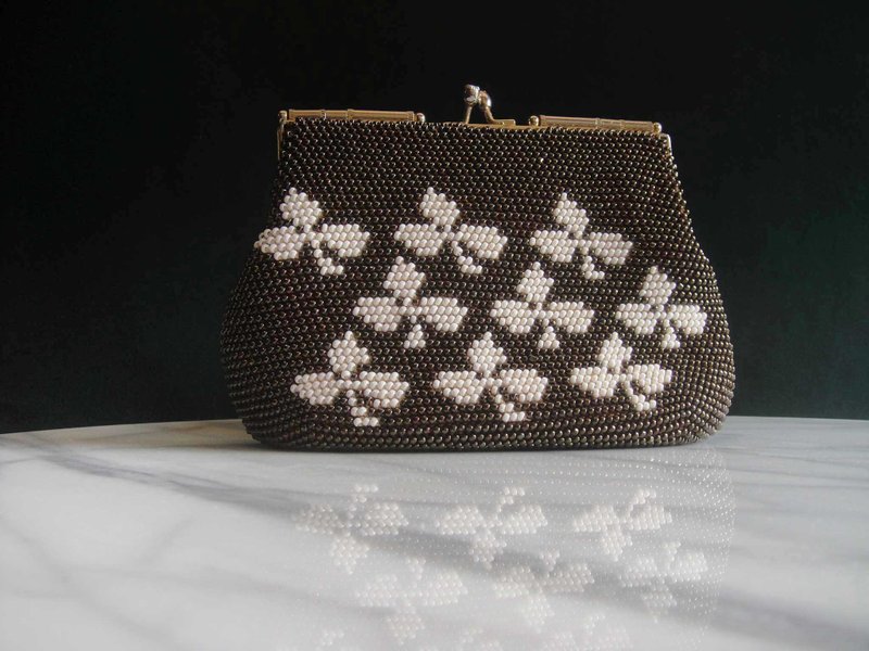 Glorious Era OLD ERA_Early second-hand handmade lady bead bag made in Taiwan - Messenger Bags & Sling Bags - Other Materials 