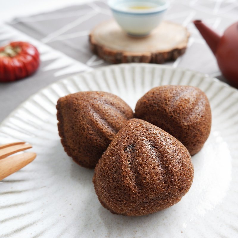 Hojicha Sesame Kuritaro - 6 pieces (box) - Cake & Desserts - Fresh Ingredients Brown