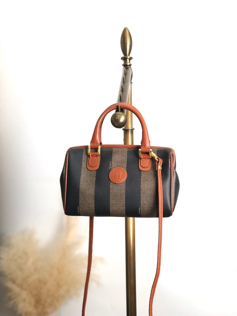 【 日本直送　名牌中古包 】FENDI フェンディ ペカン ショルダーバッグ ブラウン PVCレザー 2way マイクロ vintage オールド 677xwg - 側背包/斜背包 - 防水材質 咖啡色