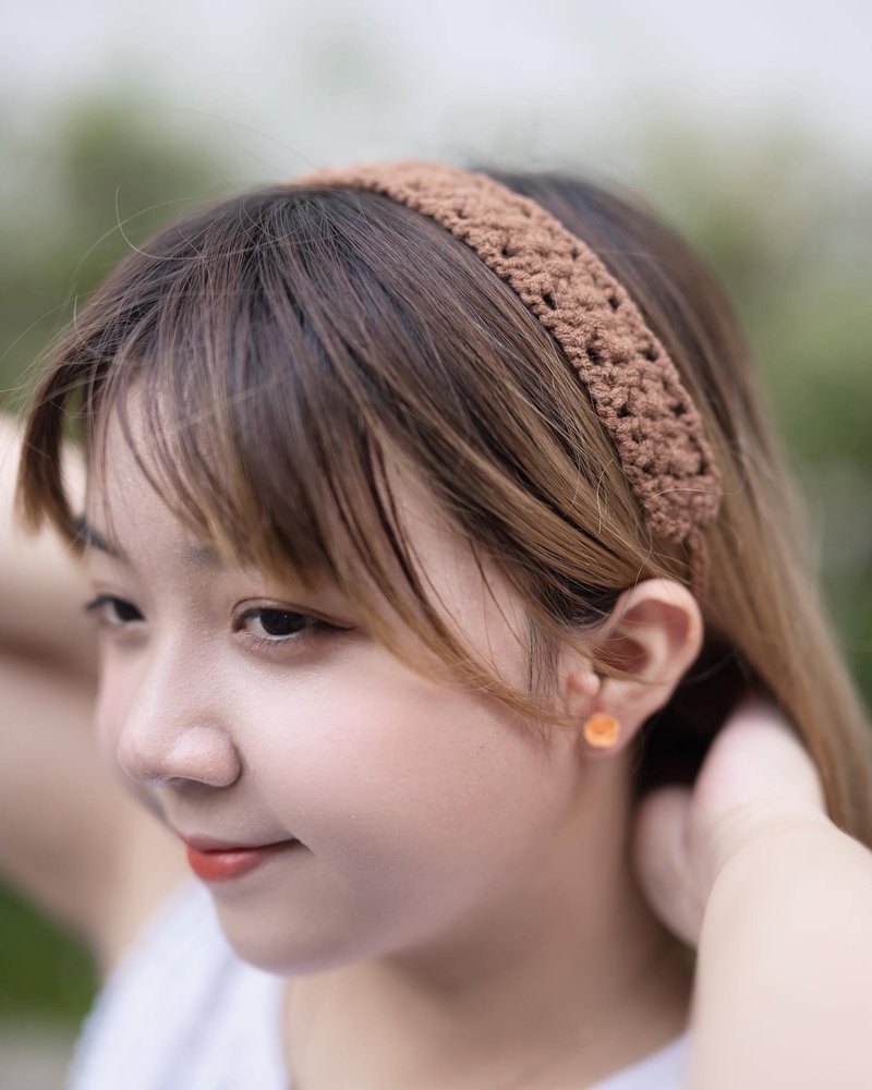 Handmade Crochet Handband (Please indicate head circumference before order) - ที่คาดผม - ผ้าฝ้าย/ผ้าลินิน สีนำ้ตาล