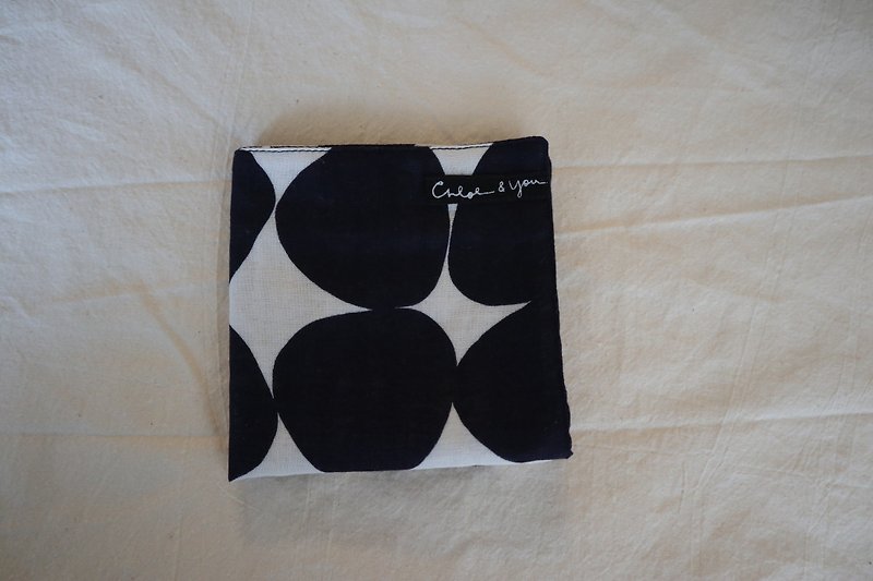Double yarn handkerchief (not round) - ผ้าเช็ดหน้า - ผ้าฝ้าย/ผ้าลินิน สีดำ