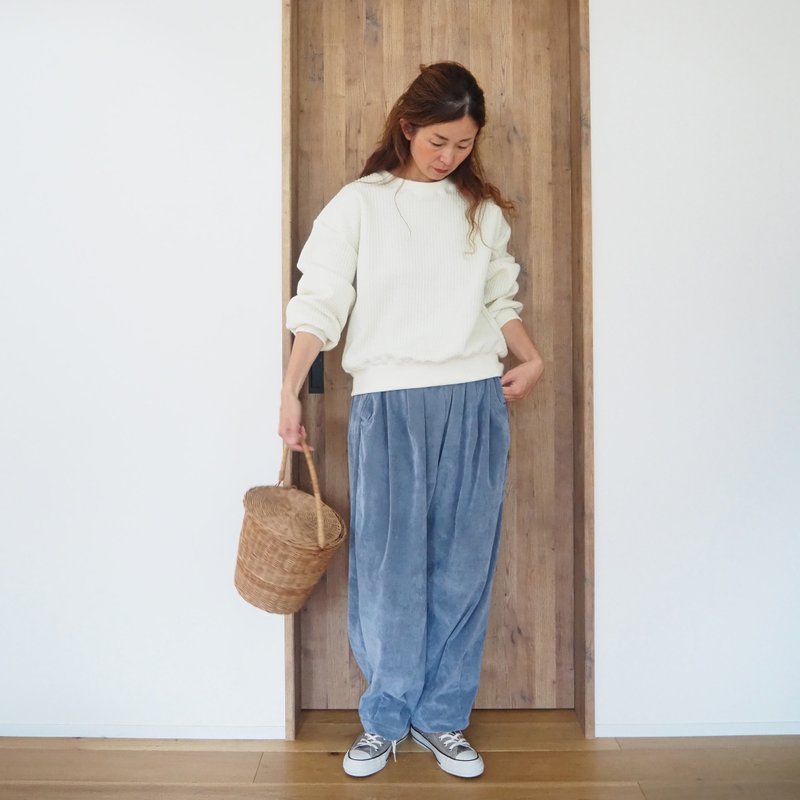 【Pre-order】Quilted cut - sew top / White - 女上衣/長袖上衣 - 棉．麻 白色