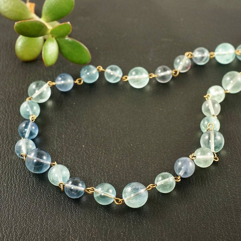 Fluorite Beaded Necklace Clear Teal Sage Mint Green Round Bead Jewelry Necklace - 項鍊 - 半寶石 綠色