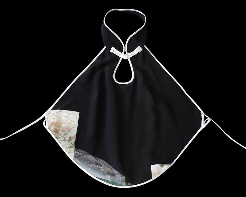 Sold feather-woven apron and sock chest | Landscape and Crane Pictures | - Women's Tops - Silk Black