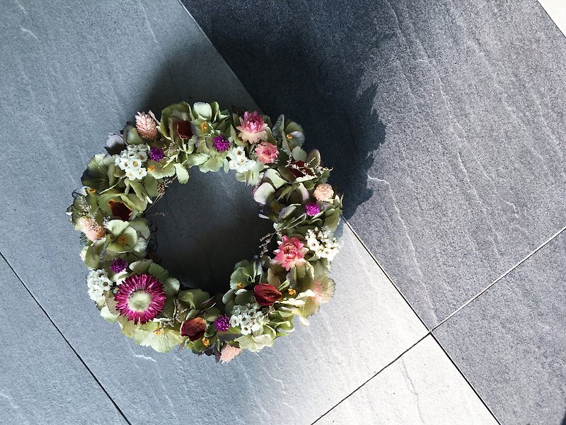 [良い]開会式のアジサイの花輪を過ごすために家の中にドライフラワー花輪花輪ギフト（M） - 置物 - 寄せ植え・花 ピンク