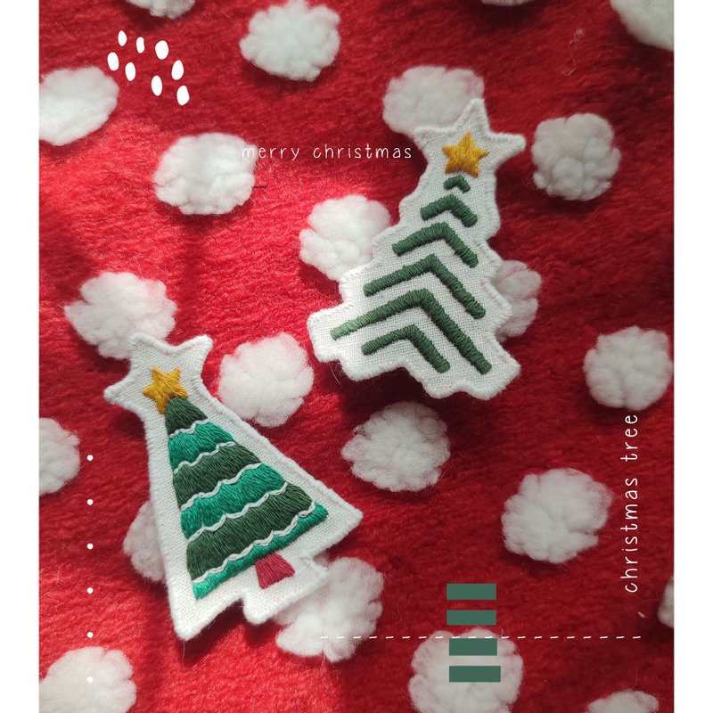 เข็มกลัด | Christmas Tree Brooch - เข็มกลัด - ผ้าฝ้าย/ผ้าลินิน หลากหลายสี