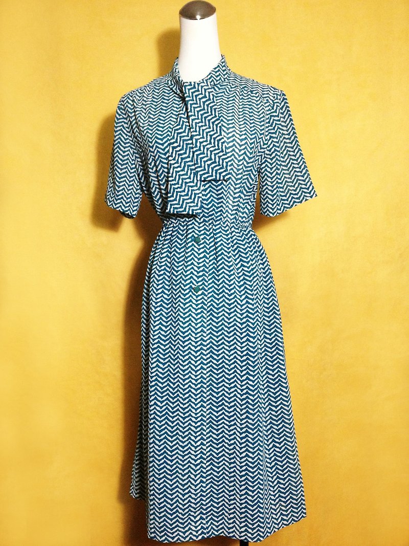 Ping-pong vintage [vintage dress / vintage tie totem long dress] abroad back VINTAGE - ชุดเดรส - เส้นใยสังเคราะห์ สีเขียว