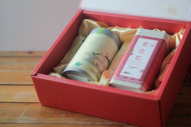 [Good tea] tea gift box / Four Seasons spring tea + customer Zhuang Hong (Jin Xuan black tea) - Tea - Paper Pink