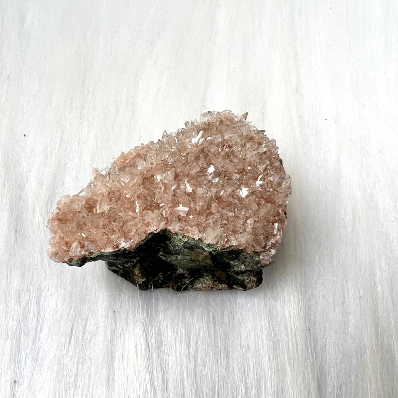 粉色小沸石 | 水晶 | 水晶原石 |水晶擺件 - 擺飾/家飾品 - 水晶 粉紅色