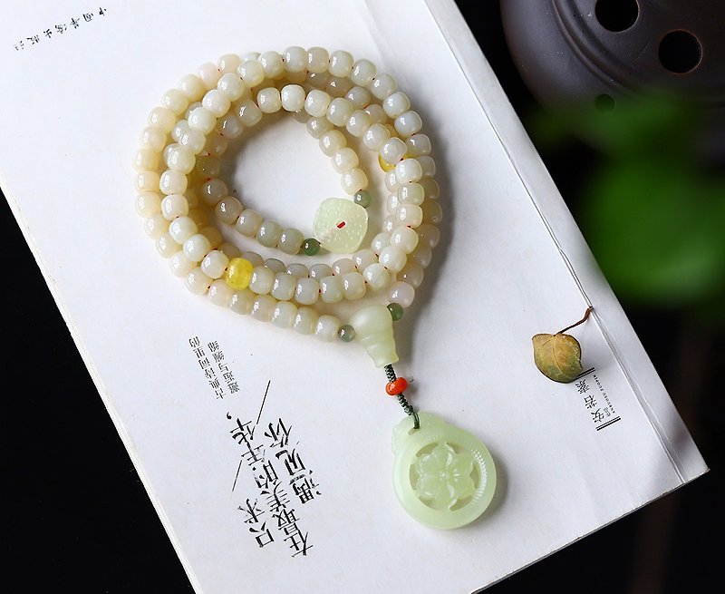 Natural Hetian jade lotus root powder old-fashioned beads 7 × 5.5MM or so 108 beads bracelet necklace dual-use models