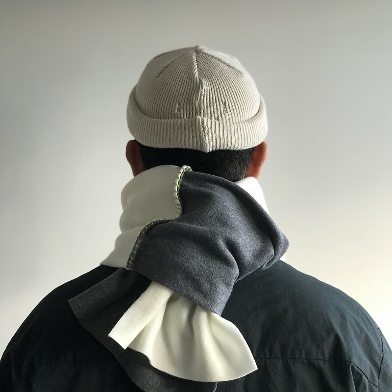2 tone fleece muffler / off white × charcoal gray  / unisex - 中性衛衣/T 恤 - 棉．麻 白色