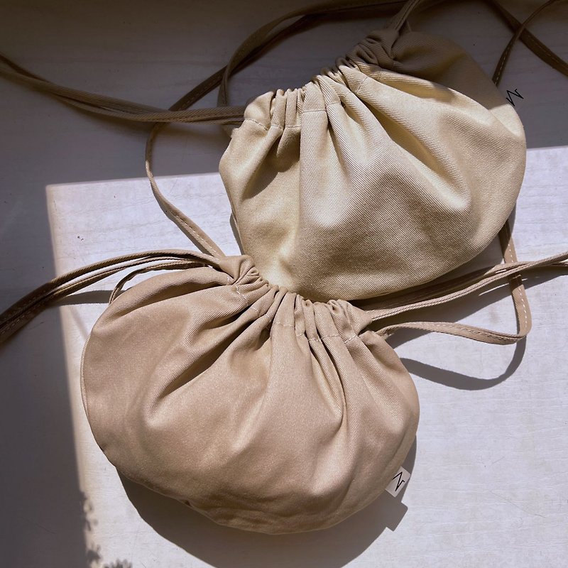 Simple cross-body bag・cotton small bunch bag・apricot Khaki - Messenger Bags & Sling Bags - Cotton & Hemp Pink