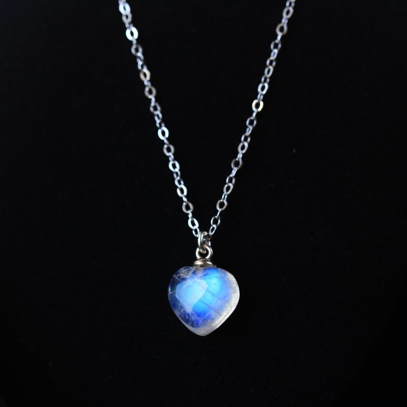 Moonstone love sterling silver necklace collectible double-sided strong blue light June birthstone - สร้อยคอ - เงินแท้ ขาว