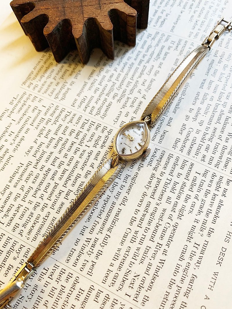 1960's Gruen Metal Cloud Quartz Watch - นาฬิกาผู้หญิง - โลหะ 