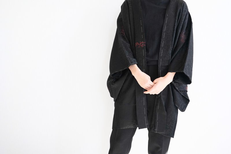 Japanese KIMONO, black kimono, woven haori, authentic kimono, traditional kimono - 女大衣/外套 - 絲．絹 黑色