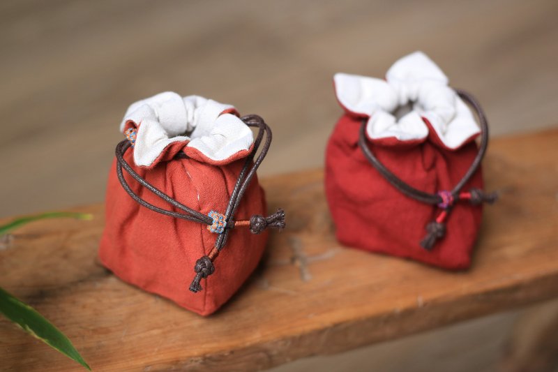 Fabric products | Linen and linen storage bag portable travel tea bag | Hand- kumihimo adjustment ring - กล่องเก็บของ - ผ้าฝ้าย/ผ้าลินิน 