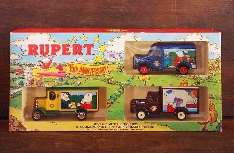 British-made baby Bear Rouba model car limited set (JS) - Items for Display - Other Metals Multicolor