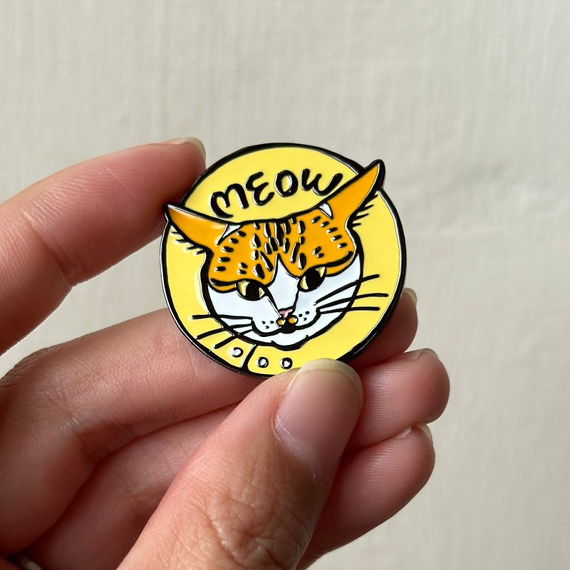 Not happy with wearing a hood, meow metal badge - Badges & Pins - Other Metals Multicolor