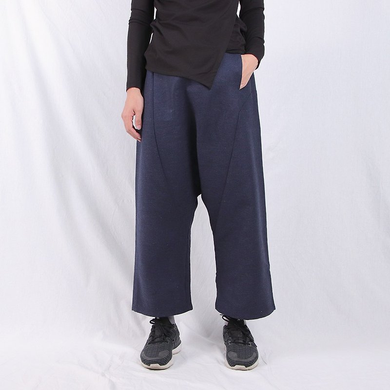 Navy / Single Button Flying Squirrel Pants / T2123 - Women's Pants - Cotton & Hemp Blue