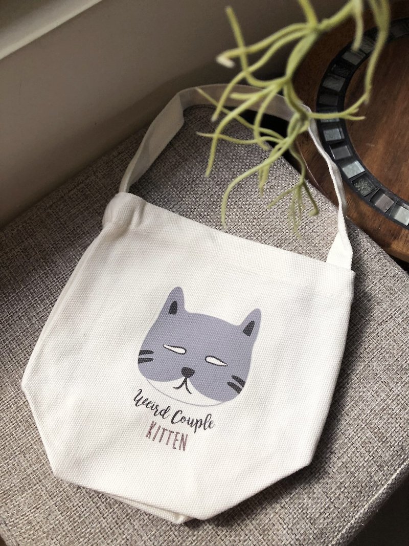 One anti-white-eyed, world-weary grey cat eco-friendly beverage bag - Beverage Holders & Bags - Cotton & Hemp Multicolor