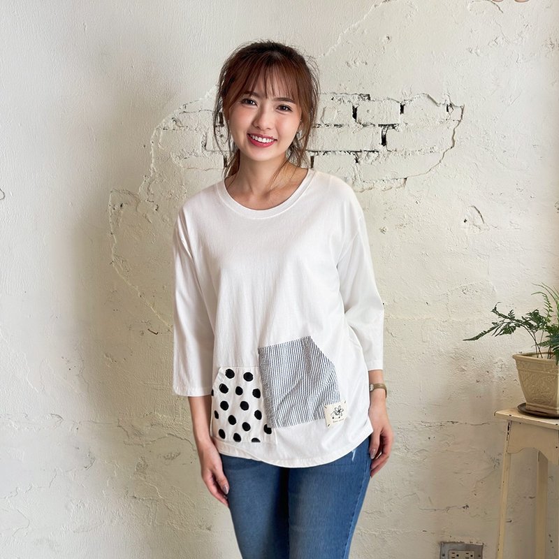 Hana Mokuba crew neck paneled fabric pocket top - เสื้อผู้หญิง - วัสดุอื่นๆ 