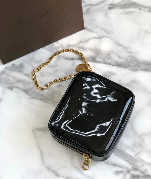 日本直送 名牌中古包 】LOEWE ロエベ エナメル チャーム アクセサリー