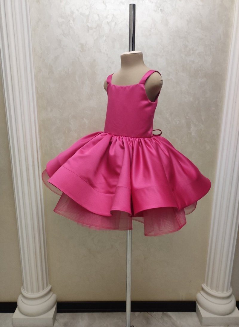 小公主的緞面洋裝精緻又個性 - 男/女童禮服 - 其他材質 多色