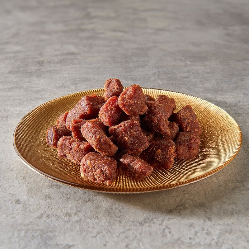 Beef Cubes - Mildly Spicy - เนื้อและหมูหยอง - วัสดุอื่นๆ สีแดง