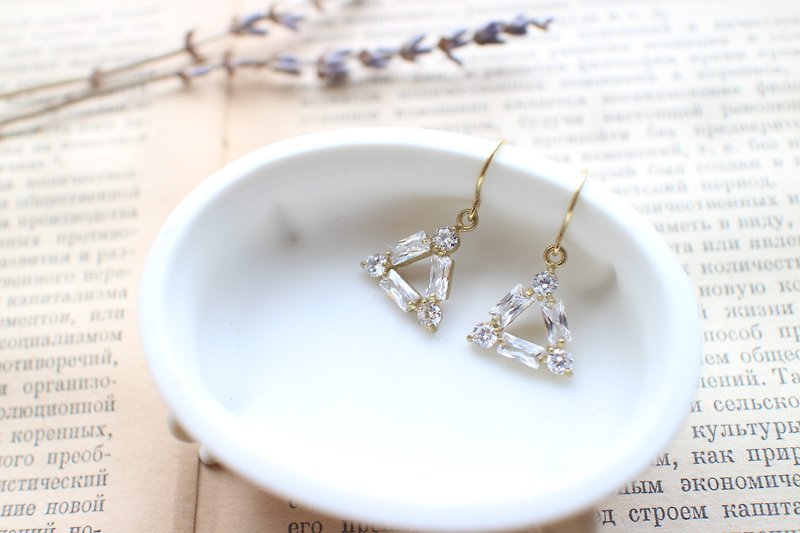 Bright triangles-Zircon earrings - Earrings & Clip-ons - Other Metals Gold